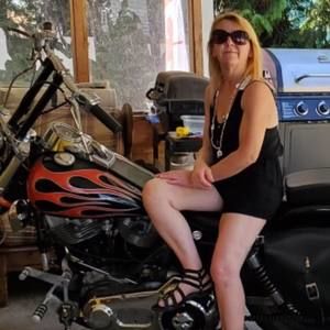 Meet your Posher, Annette